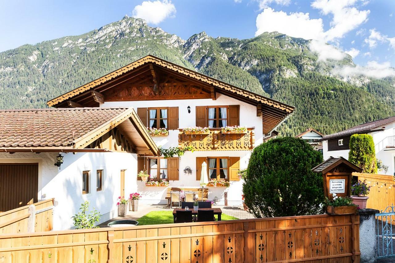 Ferienwohnungen Alpspitzecho Garmisch-Partenkirchen Exteriör bild